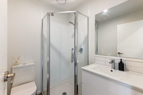 Photo of property in 2/28 Westgate Drive, Westgate, Auckland, 0614