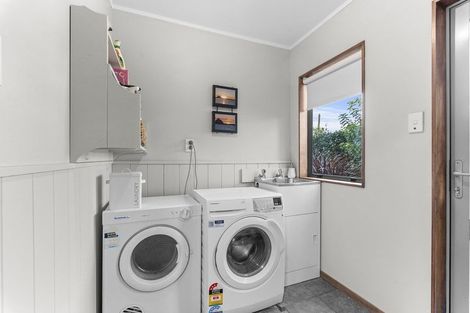 Photo of property in 5 Bosworth Street, Egmont Village, 4372