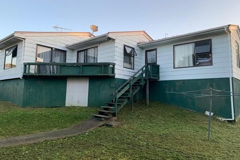 Photo of property in 7 Craigbank Avenue, New Lynn, Auckland, 0600