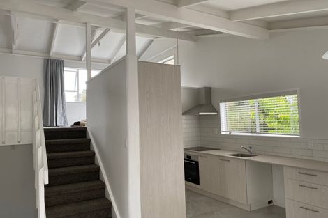 Photo of property in 2/42 Manuka Road, Glenfield, Auckland, 0629