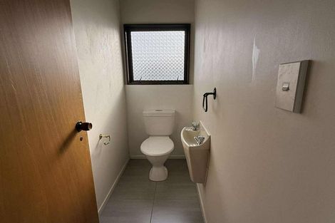 Photo of property in 31 Meeanee Quay, Westshore, Napier, 4110