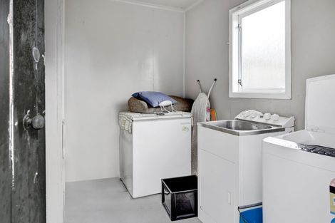 Photo of property in 180 Tasman Street, Opunake, 4616