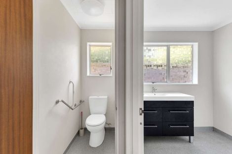 Photo of property in 44 Ballance Street, Lower Vogeltown, New Plymouth, 4310