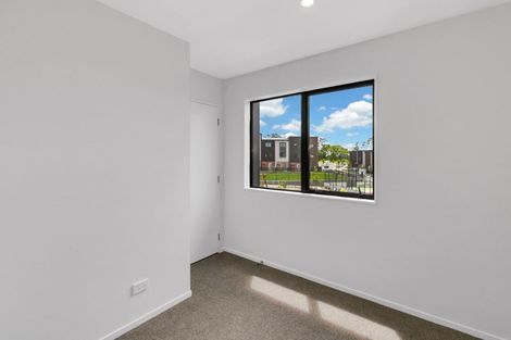 Photo of property in 49 Jabuka Street, Glen Eden, Auckland, 0602