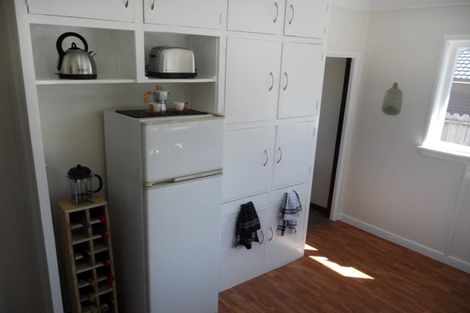 Photo of property in 49f Martyn Street, Waiuku, 2123