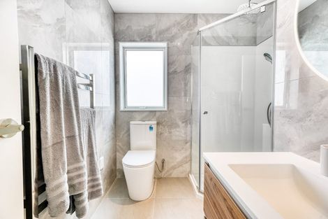 Photo of property in 21c Granville Drive, Massey, Auckland, 0614