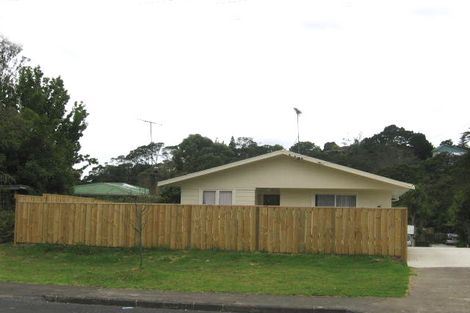 Photo of property in 31 Lauderdale Road, Birkdale, Auckland, 0626
