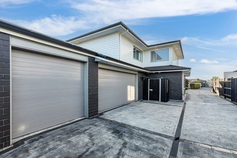 Photo of property in 10 Omaka Place, Aotea, Porirua, 5024