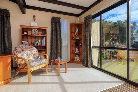 Photo of property in 27 Donegal Crescent, Tamatea, Napier, 4112