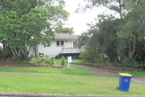 Photo of property in 5 Roick Parade, Glen Eden, Auckland, 0602