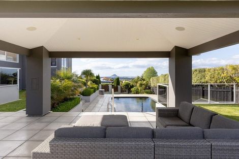 Photo of property in 98 Waikite Road, Welcome Bay, Tauranga, 3175