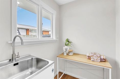 Photo of property in 84 Roberta Drive, Somerfield, Christchurch, 8024