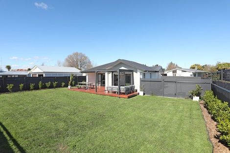Photo of property in 7b Terrace Street, Marton, 4710