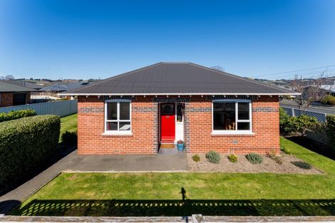 Photo of property in 15 Bush Road, Mosgiel, 9024