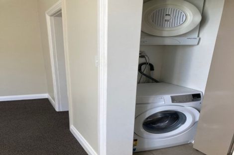 Photo of property in 21 Governor Road, Northland, Wellington, 6012