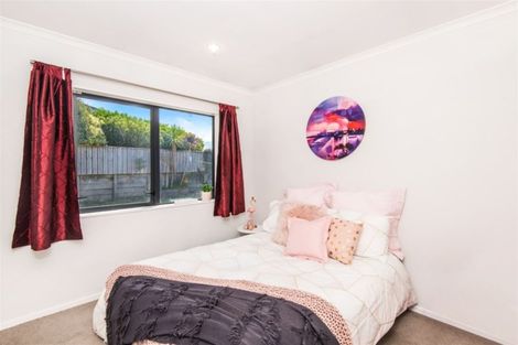 Photo of property in 2 Comber Place, Johnsonville, Wellington, 6037