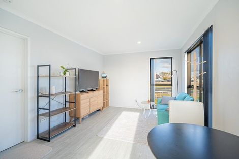 Photo of property in 20 George Square West, Wigram, Christchurch, 8025