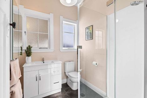 Photo of property in 72 Kenrick Street, Te Aroha, 3320
