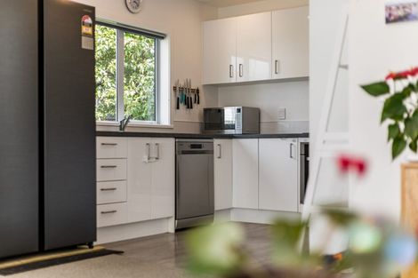 Photo of property in 59b Larsen Crescent, Tawa, Wellington, 5028