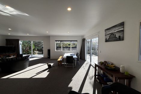 Photo of property in 17 Atiawa Street, Glen Avon, New Plymouth, 4312