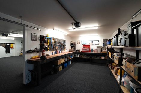 Photo of property in 235 One Tree Point Road, One Tree Point, 0118