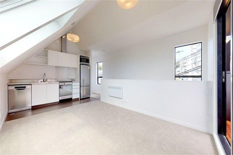 Photo of property in 17u1 Nairn Street, Mount Cook, Wellington, 6011