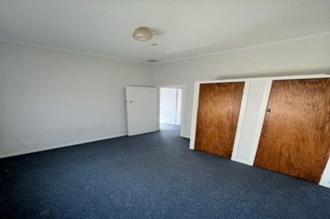 Photo of property in 82 Rolleston Street, Mount Cook, Wellington, 6021