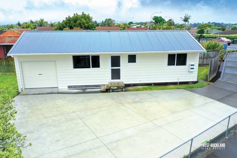Photo of property in 12a Sturges Road, Henderson, Auckland, 0612