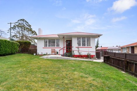 Photo of property in 82 Meadowbank Crescent, Fordlands, Rotorua, 3015