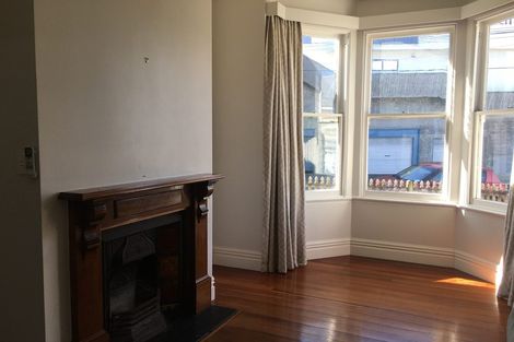 Photo of property in 13 Myrtle Crescent, Mount Cook, Wellington, 6021