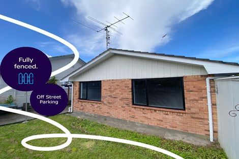 Photo of property in 2/1 Hill Road, Papatoetoe, Auckland, 2025