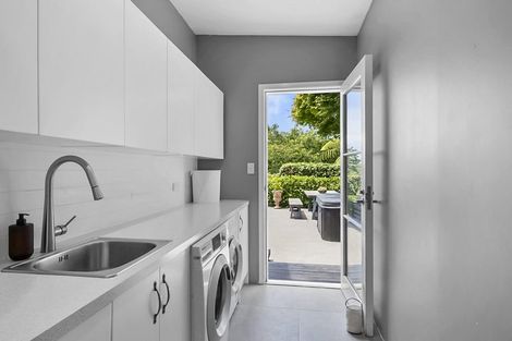 Photo of property in 40 Budleigh Street, Frankleigh Park, New Plymouth, 4310