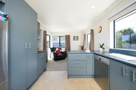 Photo of property in 32 Somerset Crescent, Highbury, Palmerston North, 4412