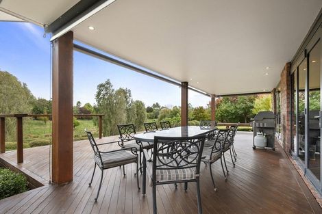 Photo of property in 35 Stonebrook Lane, Kelvin Grove, Palmerston North, 4470