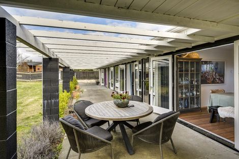 Photo of property in 70 Reynolds Road, Havelock North, 4130