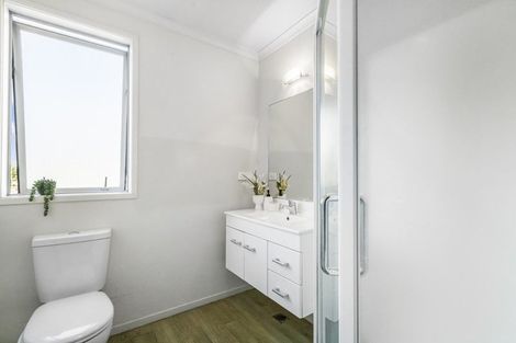 Photo of property in 11/6u Page Place, Hamilton East, Hamilton, 3216
