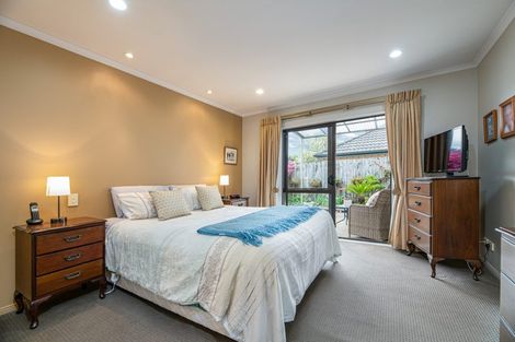 Photo of property in 30 Espalier Drive, Henderson, Auckland, 0612
