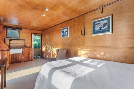 Photo of property in 200 Tawa Road, Kumeu, 0891