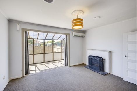 Photo of property in 2/1 Murphy Road, Taradale, Napier, 4112