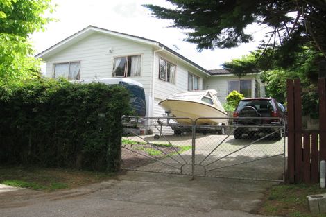 Photo of property in 28 Catkin Crescent, Papatoetoe, Auckland, 2025