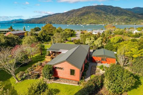 Photo of property in 12 Tirimoana Terrace, Anakiwa, Picton, 7281
