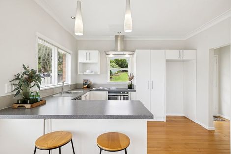 Photo of property in 4 Laurelwood Avenue, Pukekohe, 2120