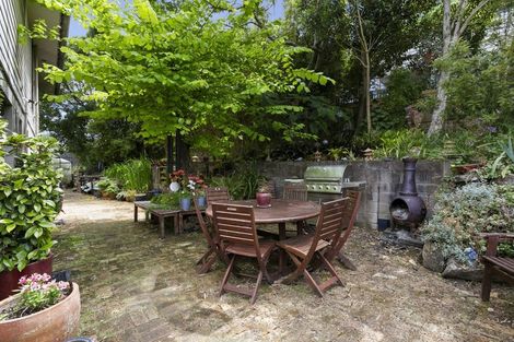 Photo of property in 14 Edgewood Way, Henderson, Auckland, 0612