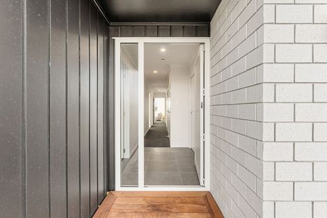 Photo of property in 17b Cowell Crescent, Pyes Pa, Tauranga, 3112