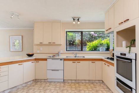 Photo of property in 46 Burbank Crescent, Churton Park, Wellington, 6037