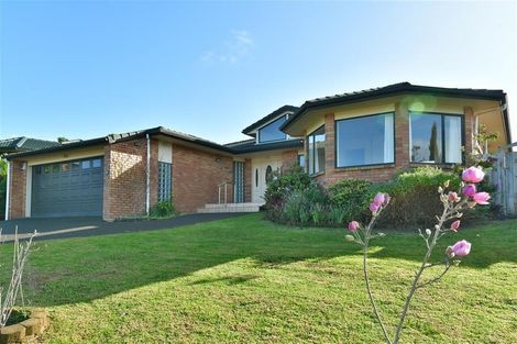 Photo of property in 8 Kath Hopper Drive, Orewa, 0931