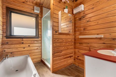 Photo of property in 11 Longwood Place, Queenstown, 9300