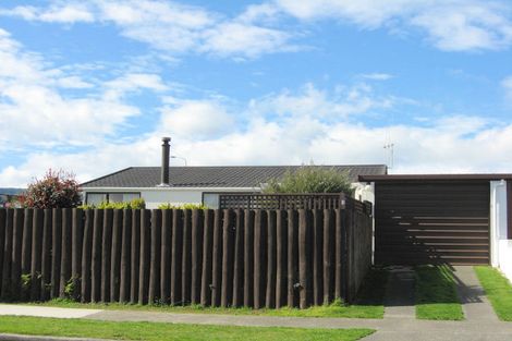 Photo of property in 1 Perth Street, Levin, 5510