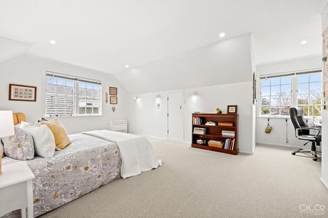 Photo of property in 17 Chilton Grove, Hutt Central, Lower Hutt, 5010