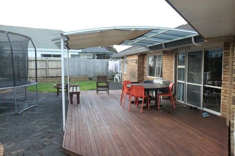 Photo of property in 21 Suncrest Drive, West Harbour, Auckland, 0618